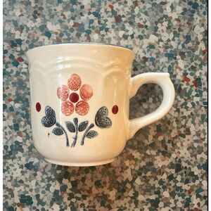 Vintage Cumberland Stoneware Brambleberry Tea Coffee Cups Mugs Set of‎ 4